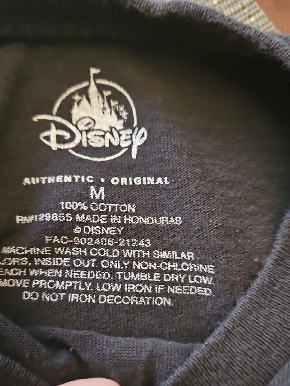 Disney Girls Black Tee with Pink Glitter Castle & Quote - Picture 5 of 5